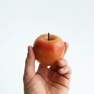 Artifaqt Beeswax Apple Candle
