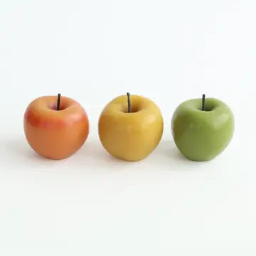 Artifaqt Beeswax Apple Candle