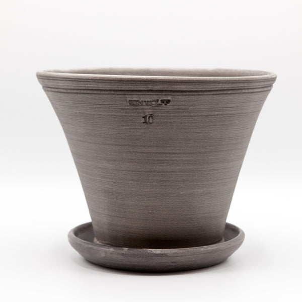 wolf plant pot Ben Wolff Grey Half Pot and Saucer – GRDN